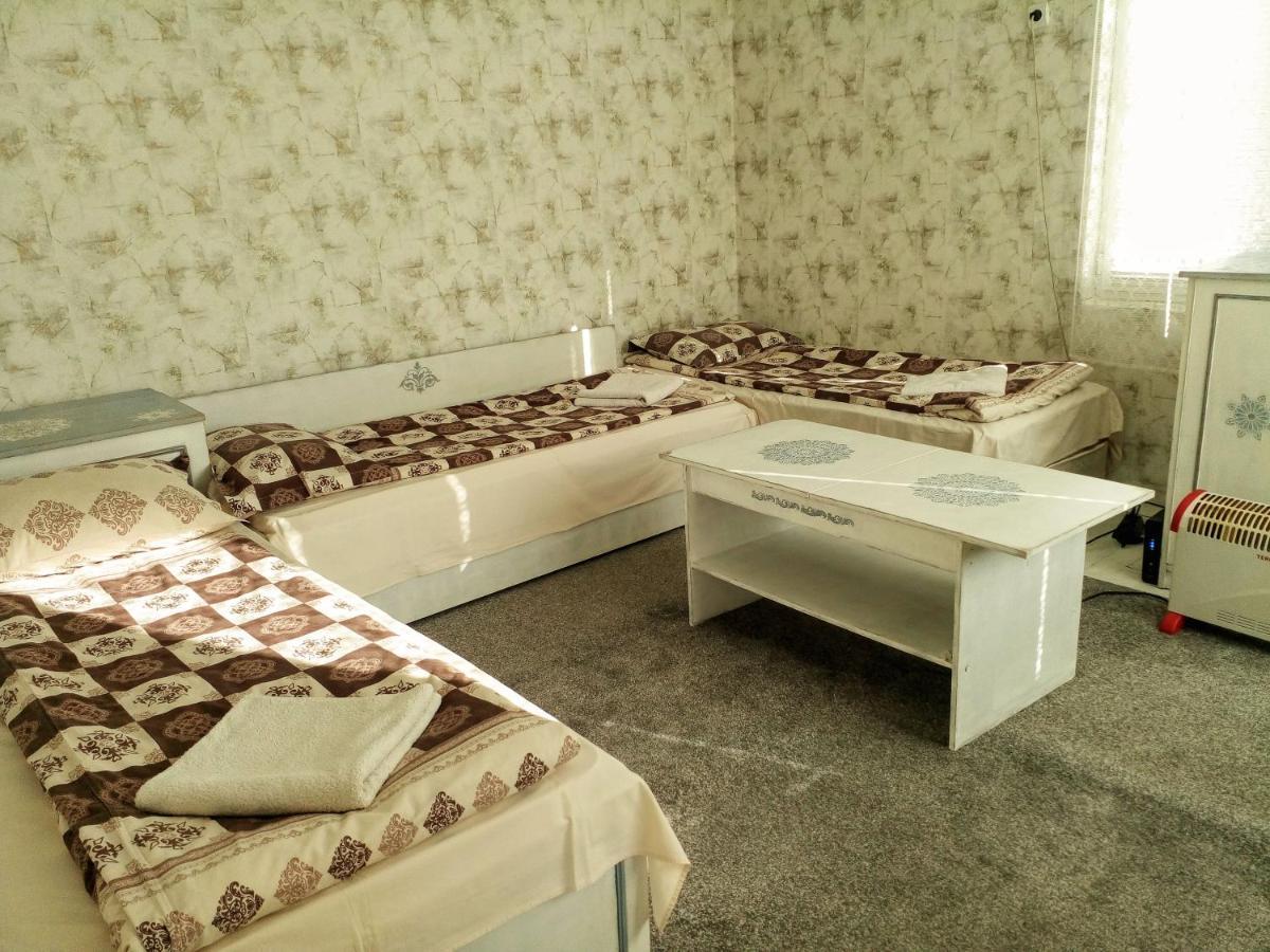 Ovchartsi  Guest House Emiliya מראה חיצוני תמונה