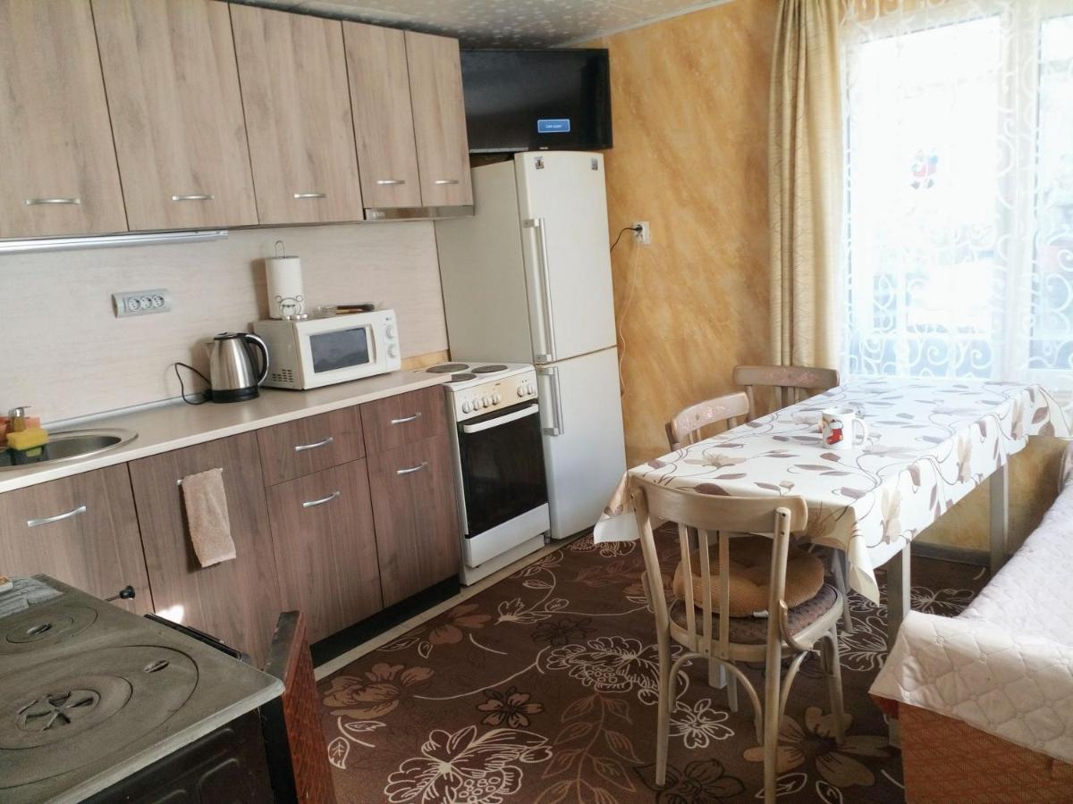 Ovchartsi  Guest House Emiliya מראה חיצוני תמונה