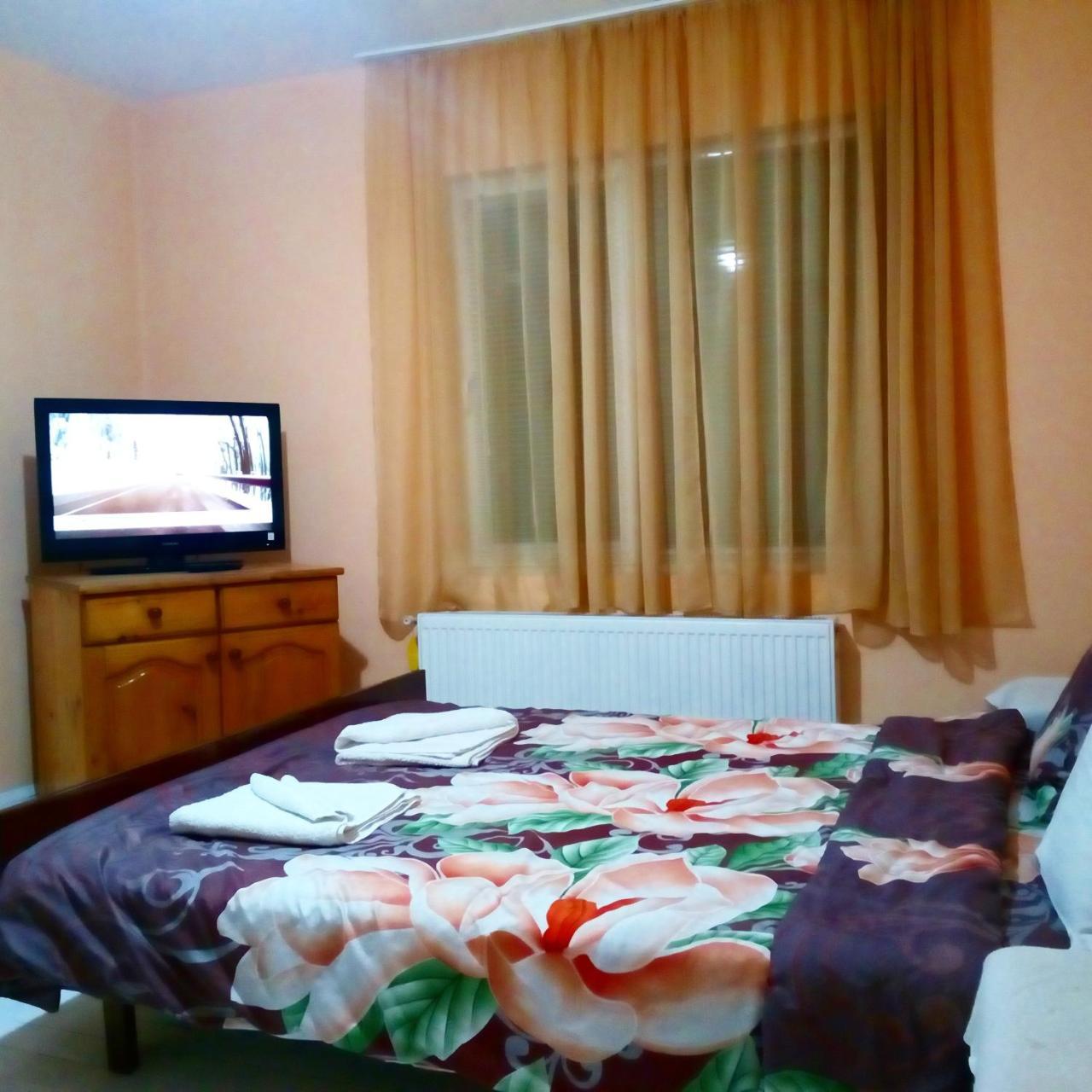 Ovchartsi  Guest House Emiliya מראה חיצוני תמונה